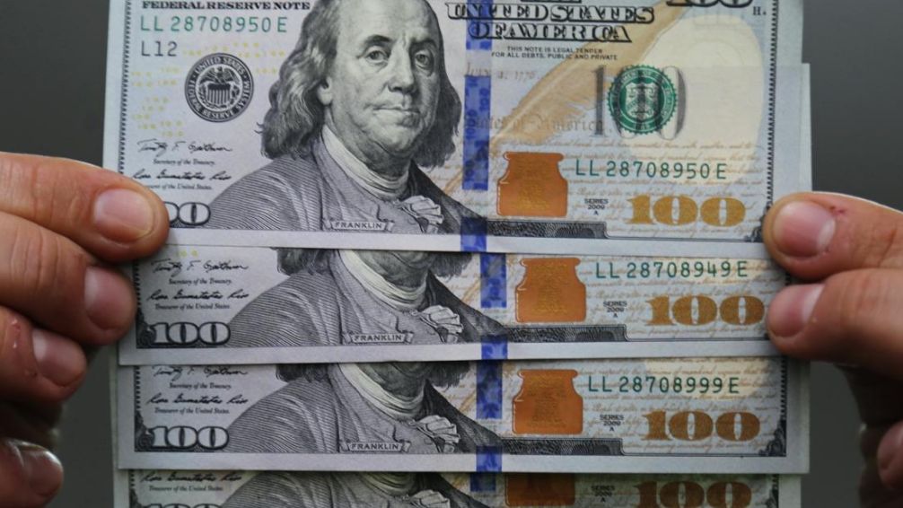 Se disparó el dólar blue y cotiza a $670 en la apertura de los mercados