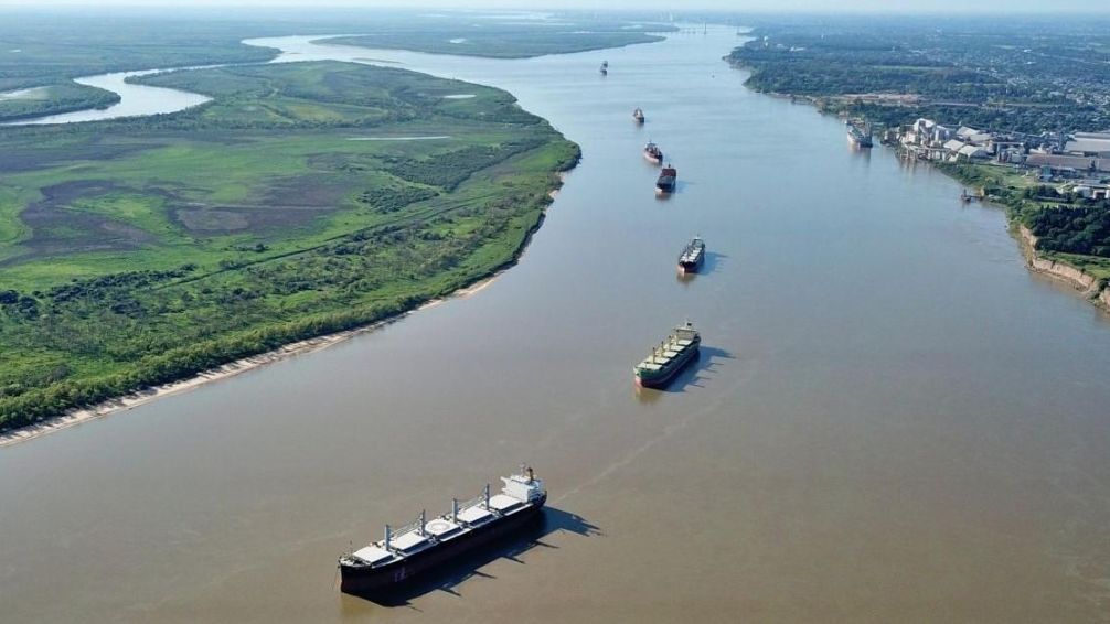 Se abrió una negociación entre Paraguay y Argentina por el cobro del peaje en la Hidrovía