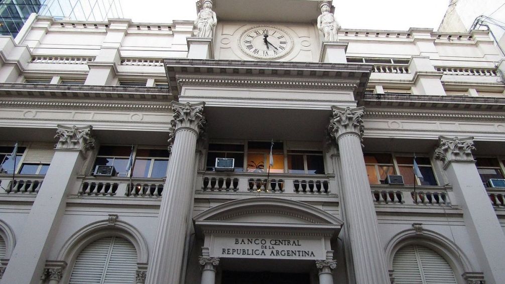 En septiembre, el Banco Central incrementó su tenencia de bonos en pesos por $340.000 millones