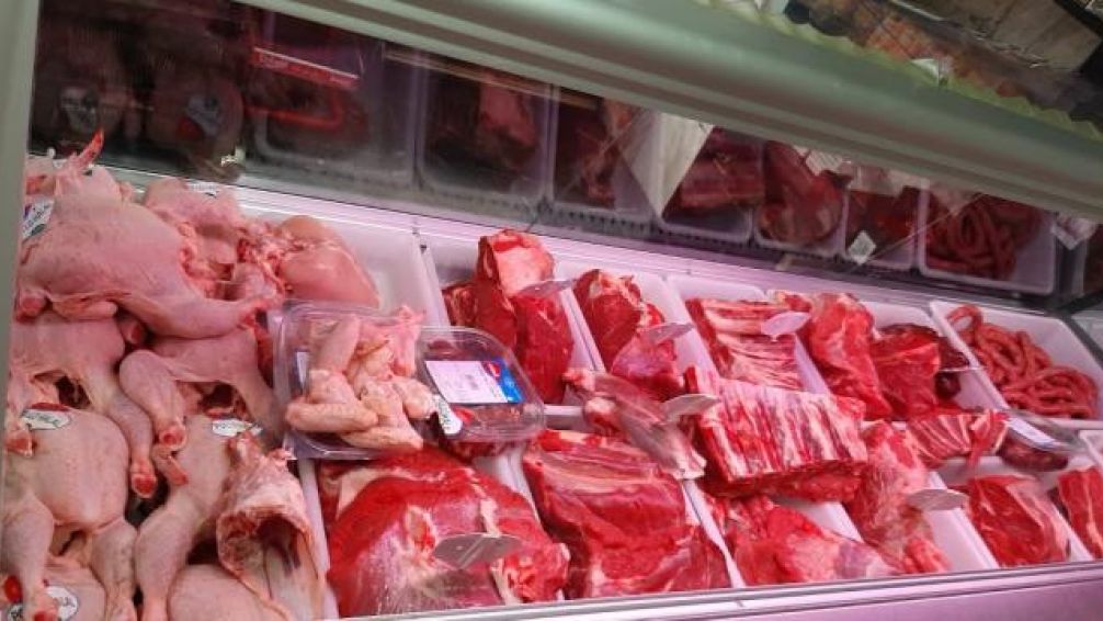 Un estudio revela que con un sueldo promedio se puede consumir 57 kilos menos de carne vacuna que hace 7 años 