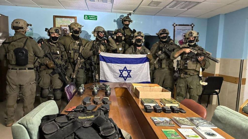 Israel prosigue su operación en el mayor hospital de la Franja de Gaza