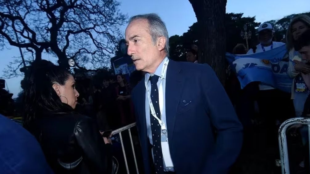 Cambios en el gobierno de Milei: Emilio Ocampo se bajó del Banco Central y no habrá dolarización en el corto plazo