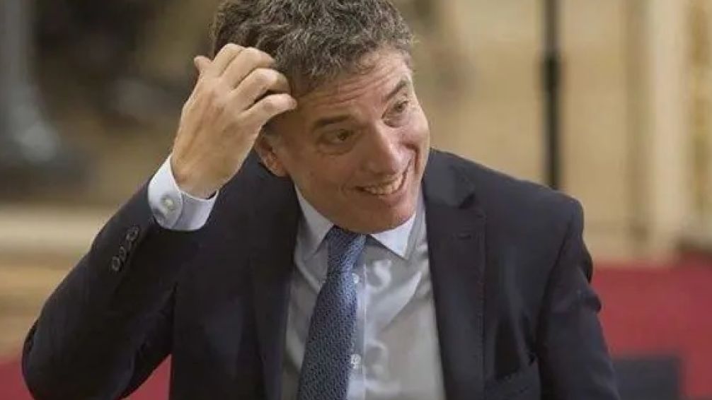 Para Dujovne no fracasó su plan con el FMI, "fracasó la Argentina"