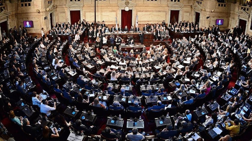 Confirman que Milei llamará a sesiones extraordinarias durante diciembre en el Congreso