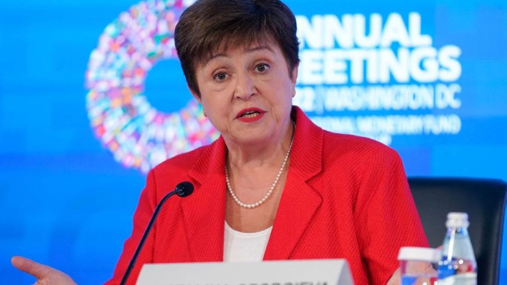 El FMI respaldó las diez medidas de Luis Caputo: "Contribuyen a estabilizar la economía argentina"