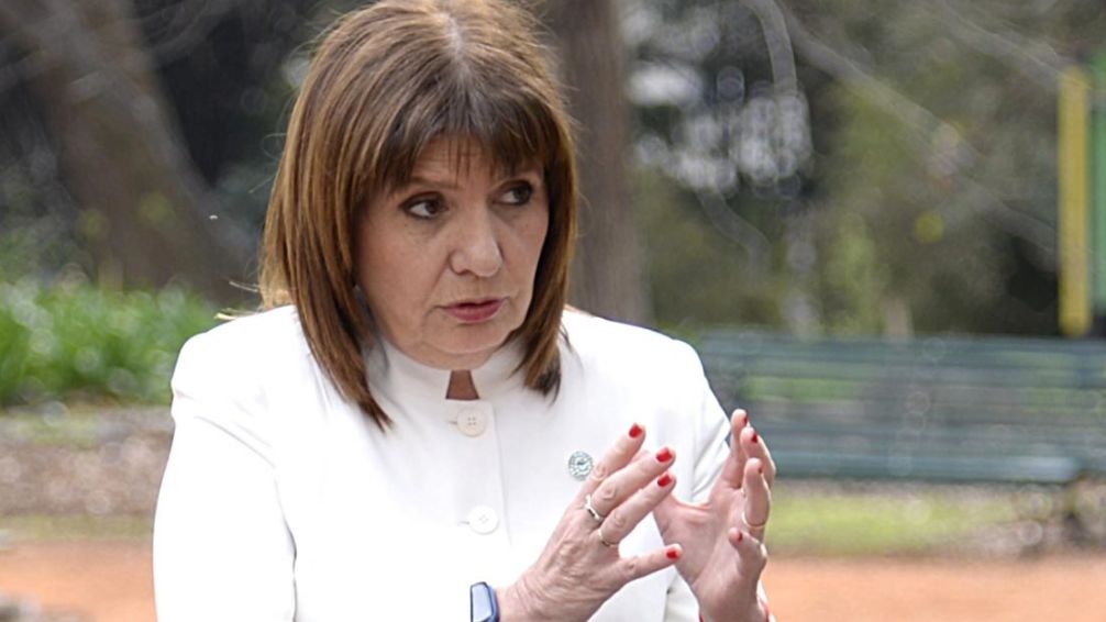 Bullrich lanzó el nuevo protocolo "antipiquetes": "Las fuerzas van a actuar hasta liberar completamente la circulación"
