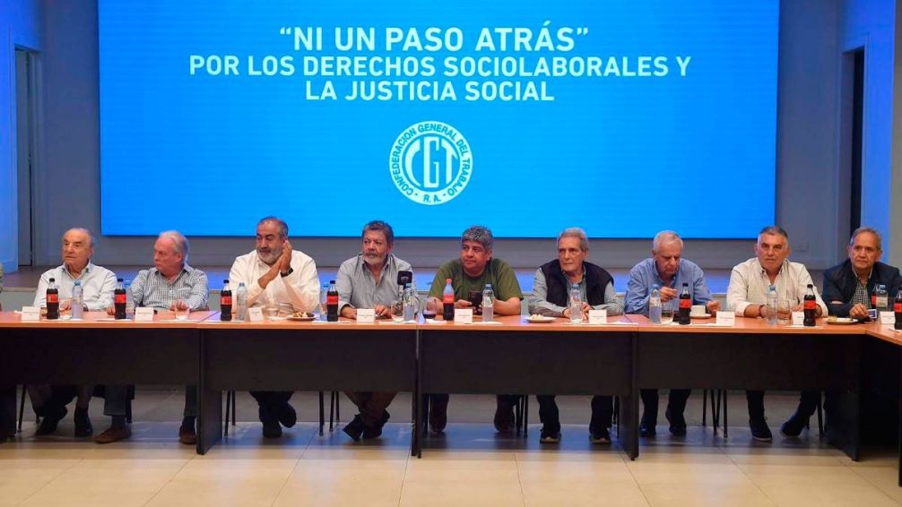 Se reúne el Confederal de la CGT para definir un plan de lucha contra el DNU