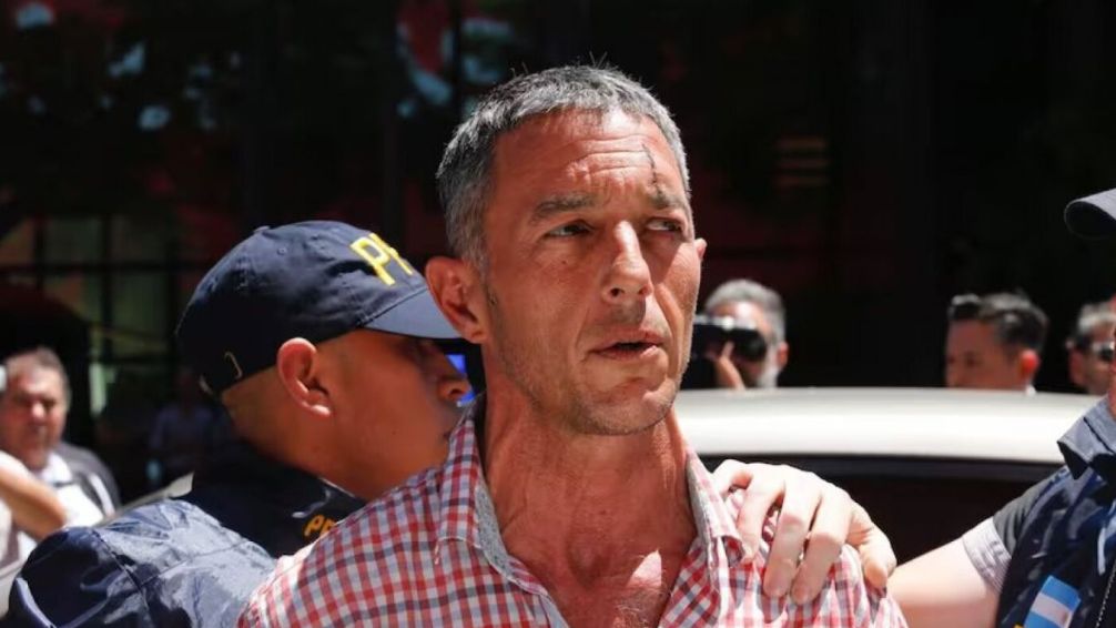 Dictaron prisión preventiva para el hombre que le tiró un botellazo a Javier Milei 
