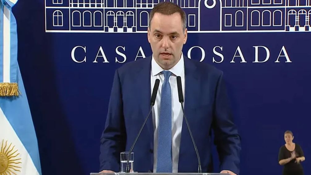 El gobierno salió al cruce de la CGT por el paro del 24 de enero
