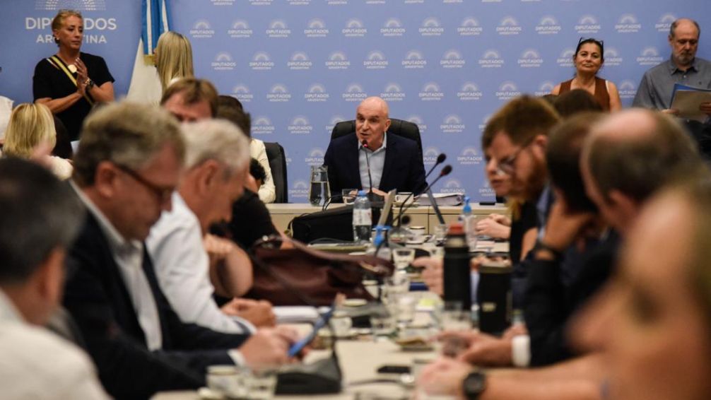 Designaron a Espert al frente de  Presupuesto y Hacienda, en medio de un escándalo y pedidos de impugnación