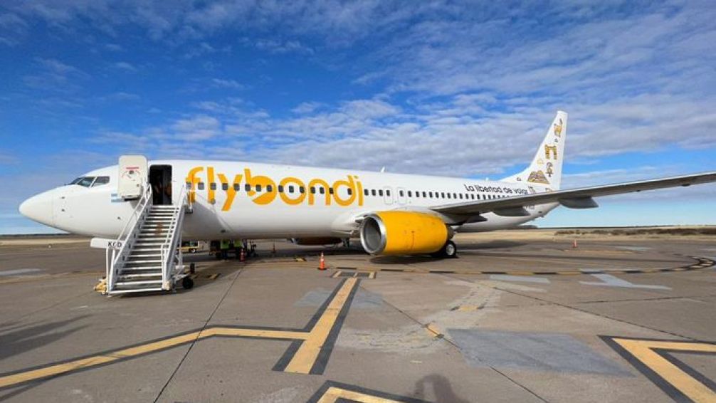 Un avión de Flybondi golpeó la cola al aterrizar en Mar del Plata 