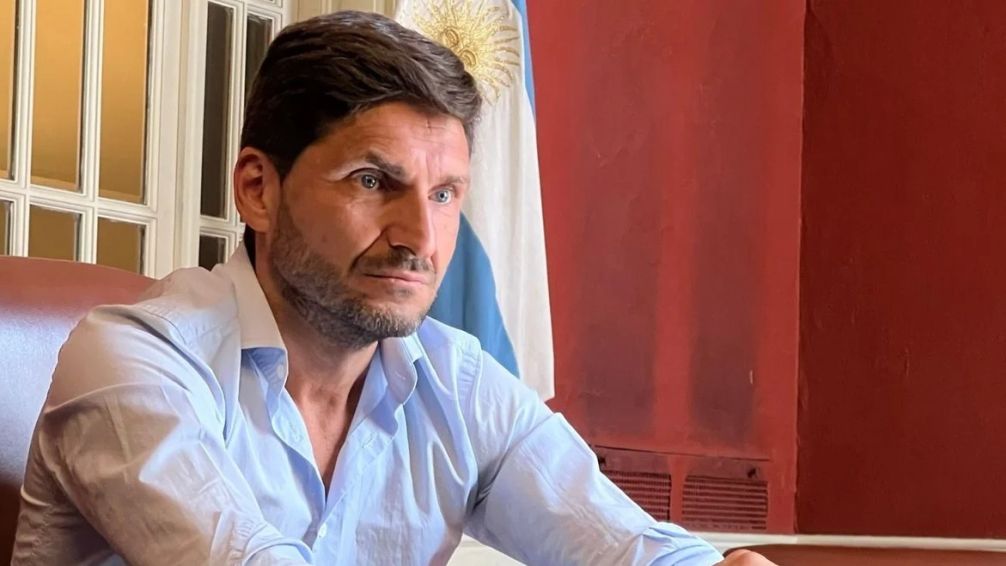 Ante las amenazas, Maximiliano Pullaro sacó a su familia de Rosario: "No los voy a exponer"