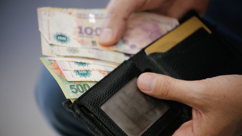 El gobierno convoca al consejo del salario para finales de este mes