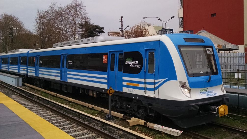 Ponen a cargo de los ferrocarriles a personas con nula experiencia en el área y con miras en las privatizaciones