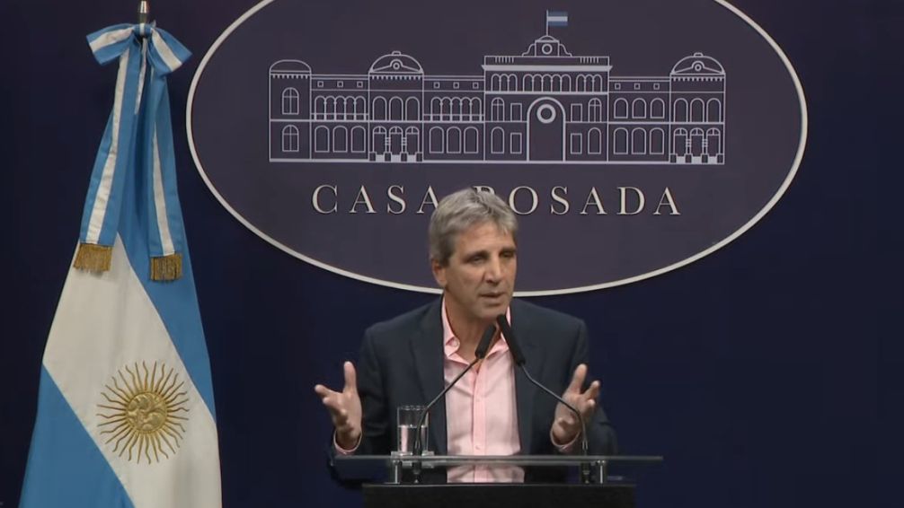 Ley Ómnibus: Luis Caputo anunció que se retira el capítulo fiscal