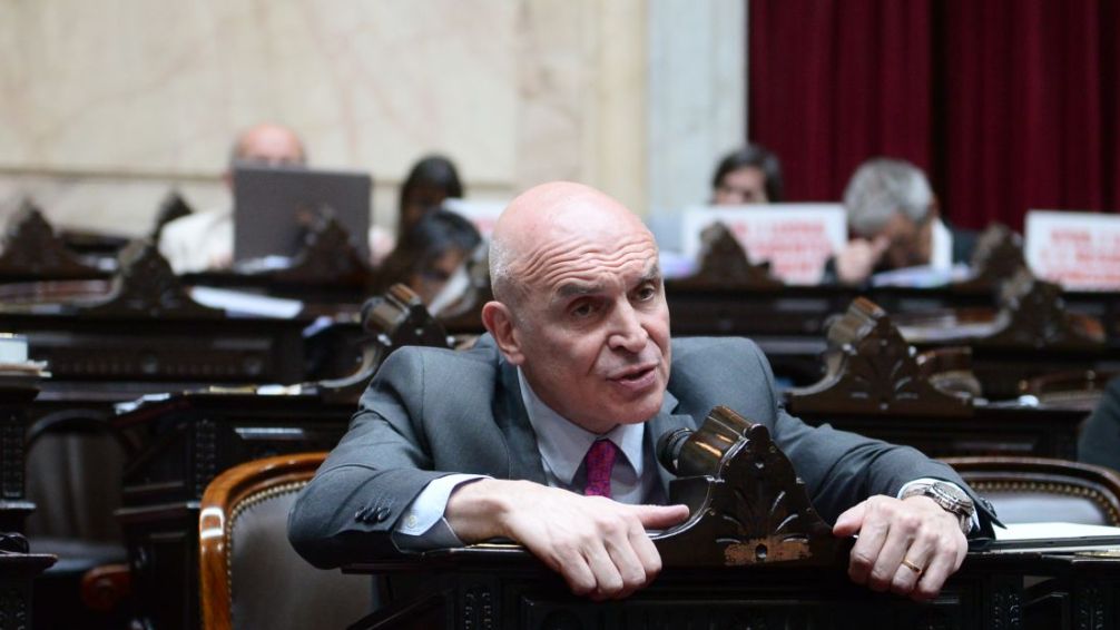 Espert aseguró que "todos los diputados teníamos el dictamen impreso"