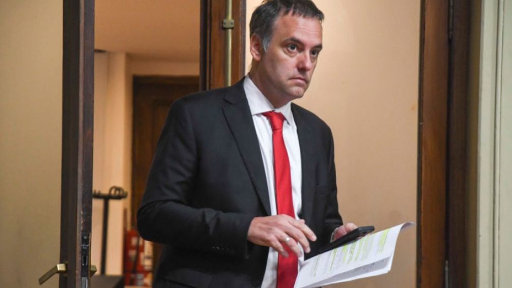 Adorni aseguró que el levantamiento del cepo "va a ocurrir"