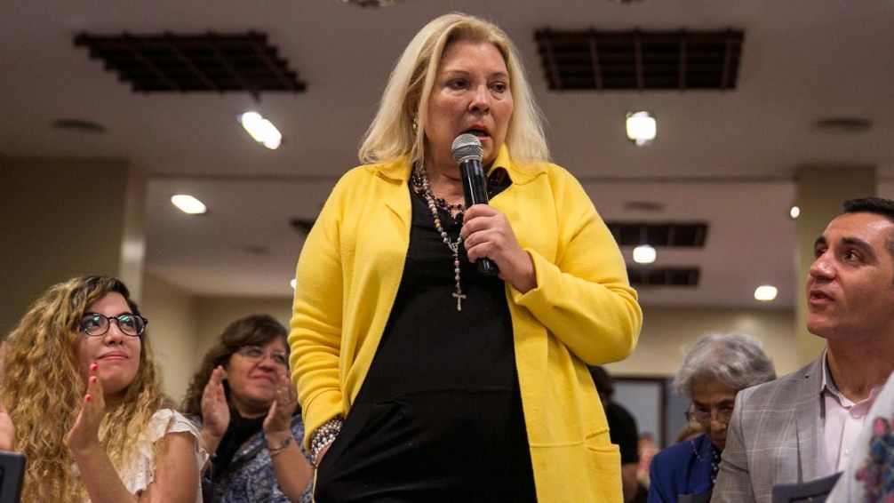 Carrió sotuvo que "Lo que se está votando es un horror constitucional"