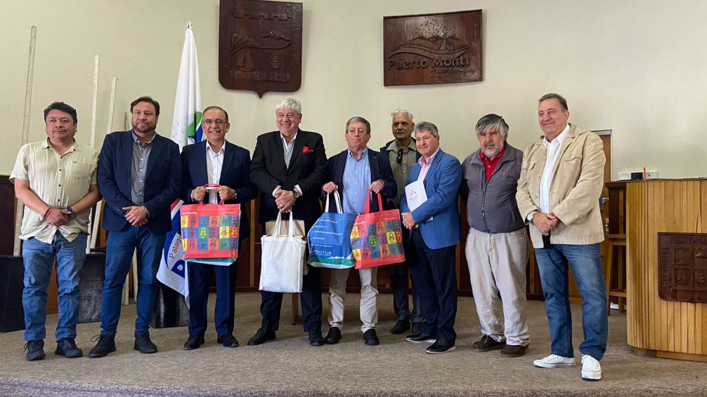 Encuentro trasandino: La Comuna de Bariloche visitó Puerto Montt para establecer lazos turísticos
