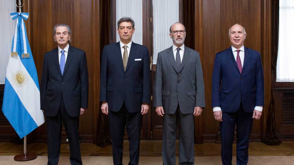 El Gobierno apela a la Corte Suprema para validar el capítulo laboral del mega DNU