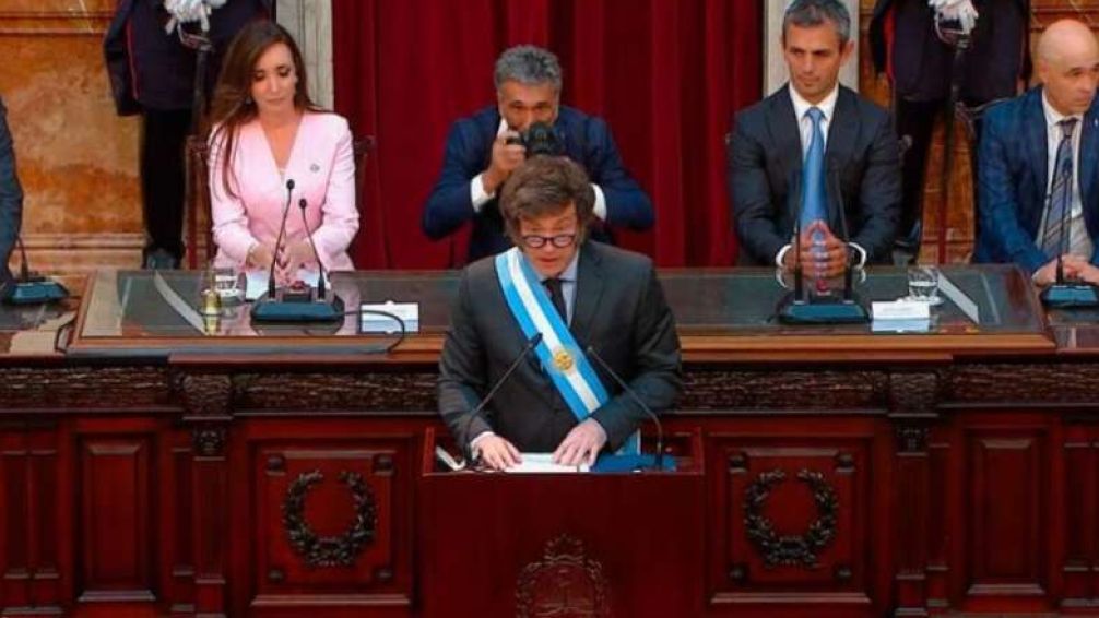 Hasta ahora son doce los gobernadores que aceptaron la convocatoria de Milei