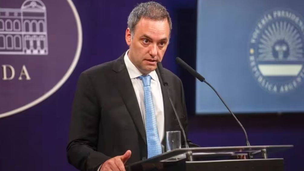 El Gobierno anunció la apertura de las importaciones de algunos productos de la canasta básica