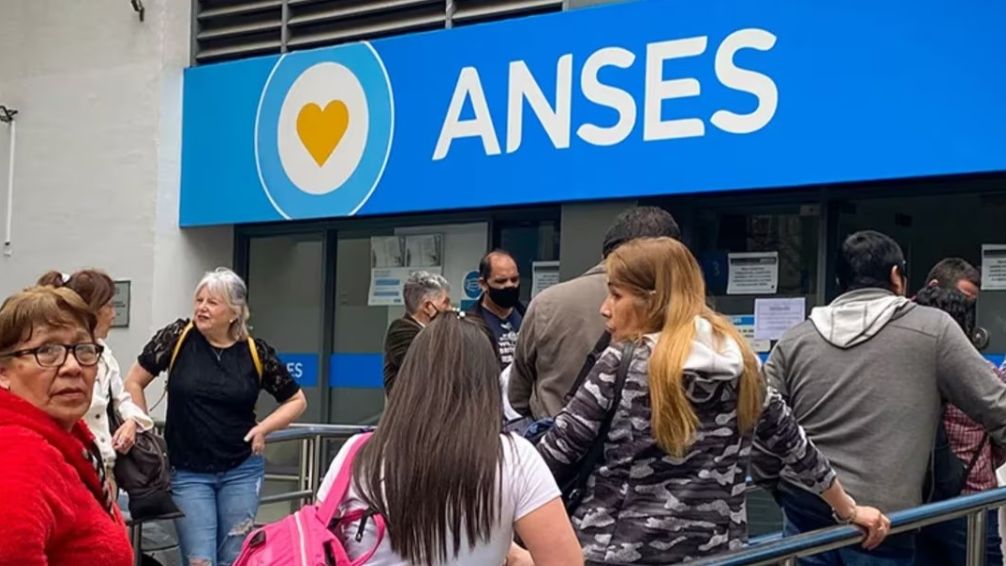 Tsunami de despidos en ANSES: Denuncian que hay más de 1200 trabajadores cesanteados