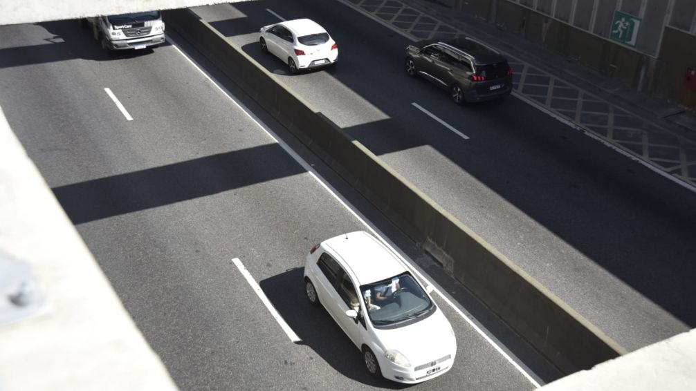 La Ciudad habilitó el Paseo del Bajo para autos: ya pasaron 7000 autos en las primeras horas del fin de semana largo