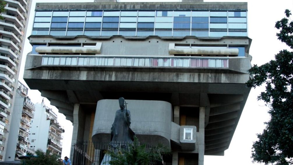 Sigue el recorte: despidieron a 120 trabajadores de la Biblioteca Nacional