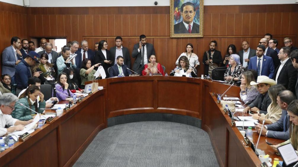 Revés para Petro: el Senado colombiano rechazó su proyecto de reforma al sistema de salud