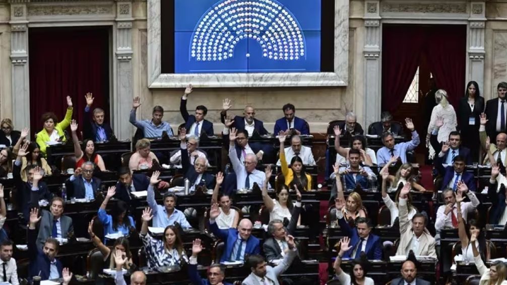 El Gobierno enviará un borrador de la nueva Ley Bases al Congreso