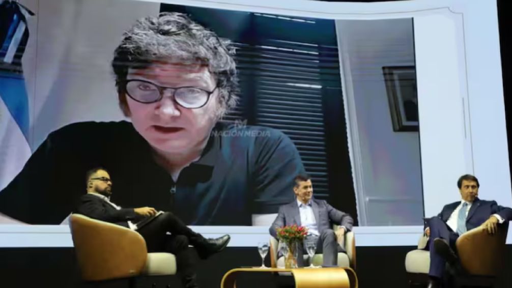 A casi cuatro meses de asumir, Milei deslizó la posibilidad de ir por la reelección