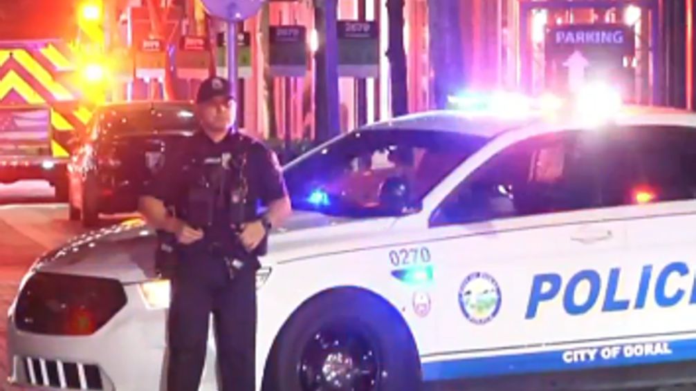 Florida: dos muertos y siete heridos tras feroz balacera en un bar