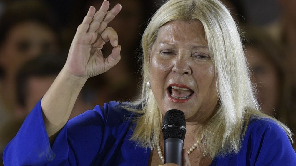Carrió disparó contra Milei por el ajuste: "Es el mayor ataque a la clase media de la historia"