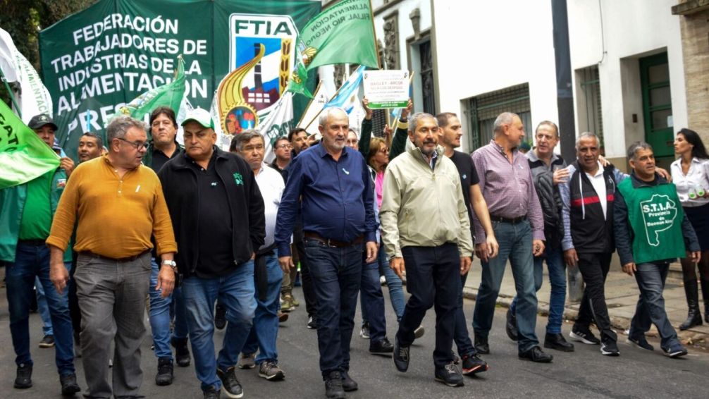 Nueva Reunión Crucial entre el Gremio FTIA de Alimentación y Empresarios: Tensión en el Aire