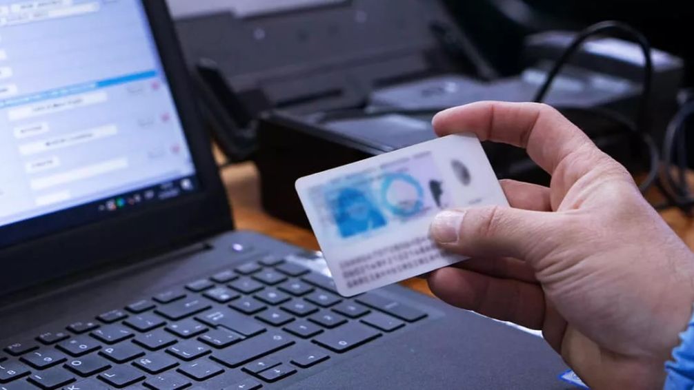 Hackeo masivo al Renaper: Pusieron a la venta 65 millones de registros de la base de datos online