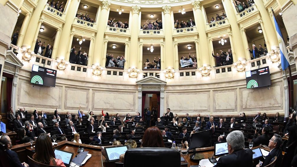 Senado: La Libertad Avanza presentará un proyecto para dejar sin efecto el aumento de los sueldos 