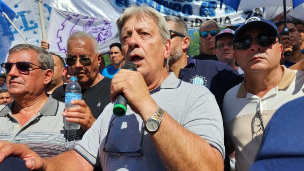 Furlán: 'Techint extorsiona al resto de las cámaras para que no acuerden con la UOM'