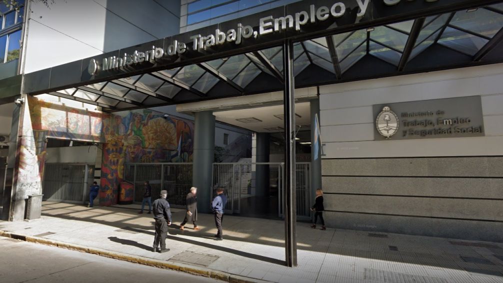 Esta tarde se define un nuevo salario mínimo, vital y móvil