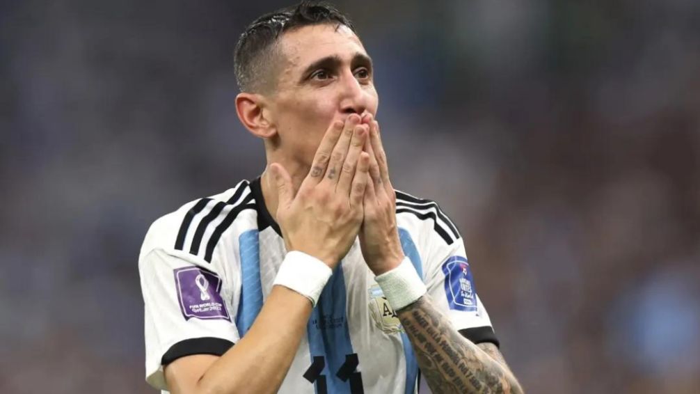 El intendente de Rosario criticó la organización del fútbol argentino tras el rechazo de Di María a volver a Central