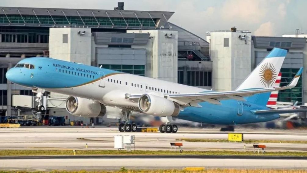 Milei viajará a Estados Unidos y usará por primera vez el avión presidencial