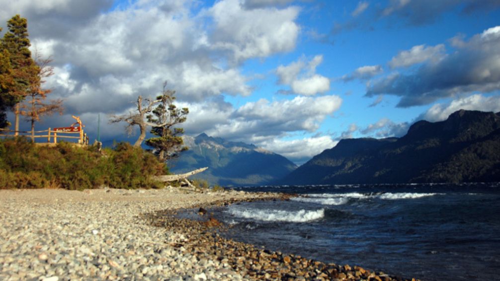 Restituyeron a Parques Nacionales un predio de dos hectáreas ubicado a orillas del Lago Nahuel Huapi