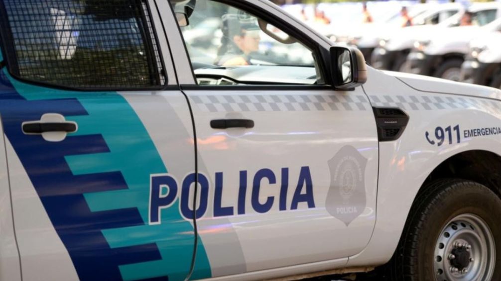 La Matanza: desafectaron a dos policías que dejaron tirado en la calle a un hombre con alzheimer porque creyeron que estaba borracho