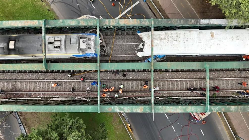 Investigan el robo de cables y el sistema de señalización tras el choque del tren San Martín
