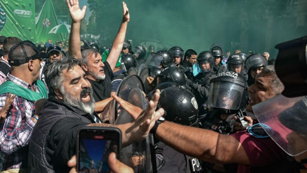 Este mediodía ATE marcha a Techint y pone a prueba el protocolo del gobierno