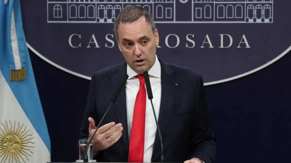 El Gobierno aseguró que los cambios en la Aduana responden a una "reestructuración"