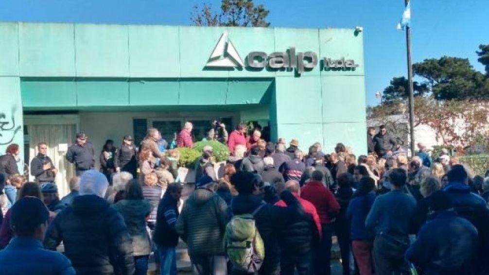 Vecinos reclamaron en Pinamar por los exorbitantes aumentos en la boleta de luz
