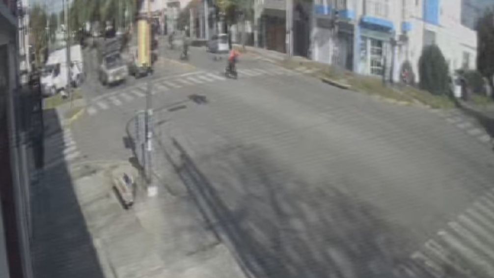 Drama de una jubilada en La Plata: le quisieron robar, la atropellaron y lucha por su vida