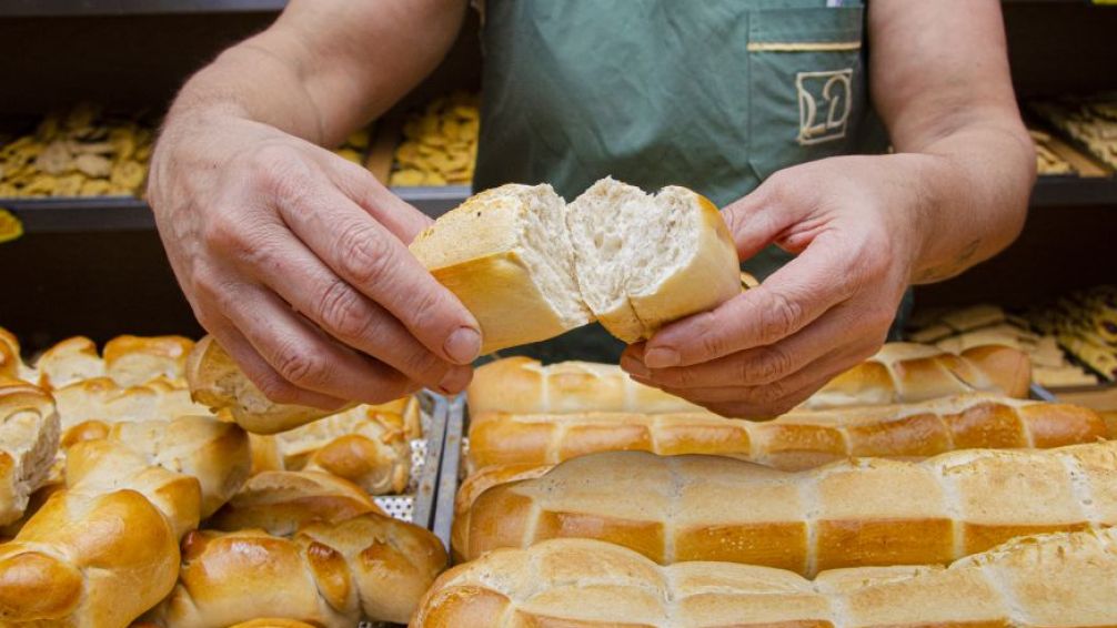 Desde hoy aumentan el pan y las facturas en el AMBA
