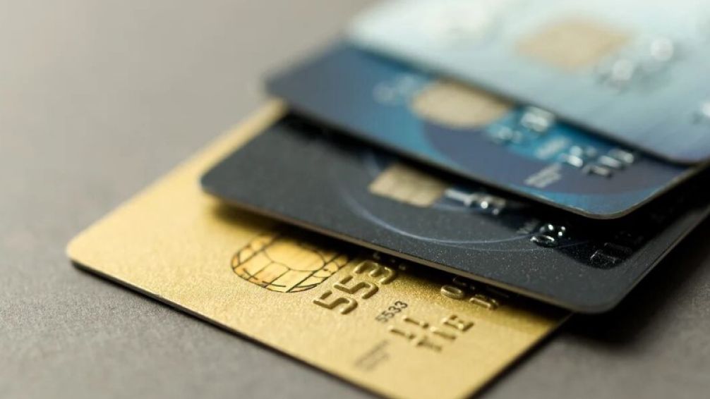 Consumo: Hubo una baja de ventas con tarjetas de crédito en mayo